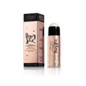 CIATÉ LONDON
Dewy Stix in Glow